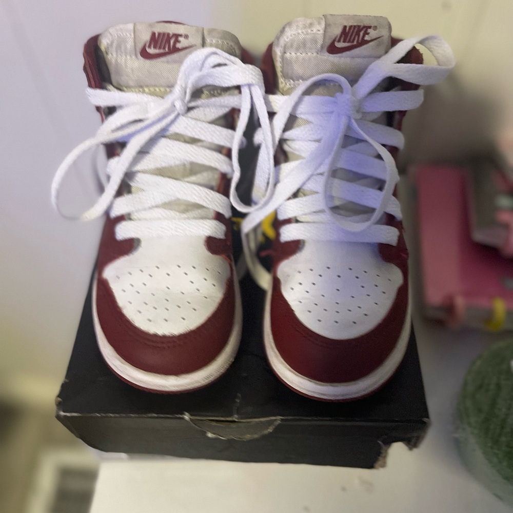 Jordan 1 Retro High OG in White and Red